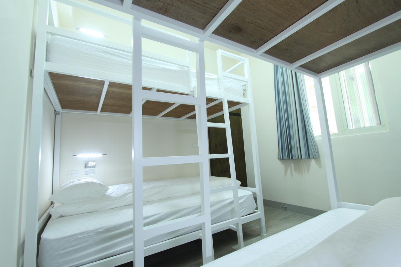 Heyyo Hostel Хуалянь Экстерьер фото